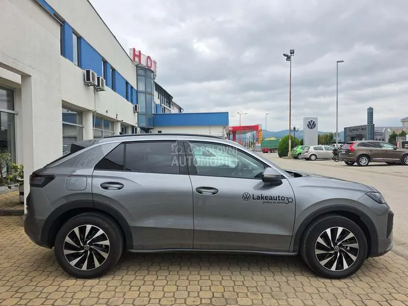 Volkswagen T-Roc 2026 photo 5