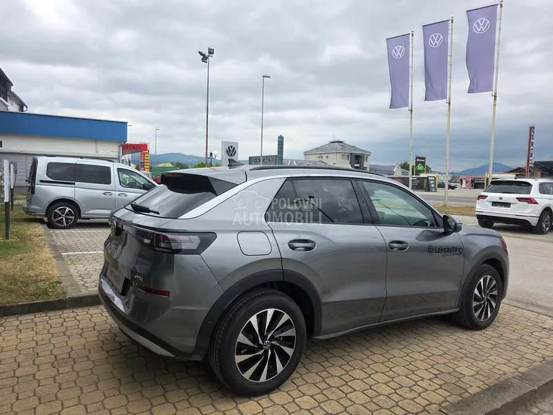 Volkswagen T-Roc 2026 photo 4