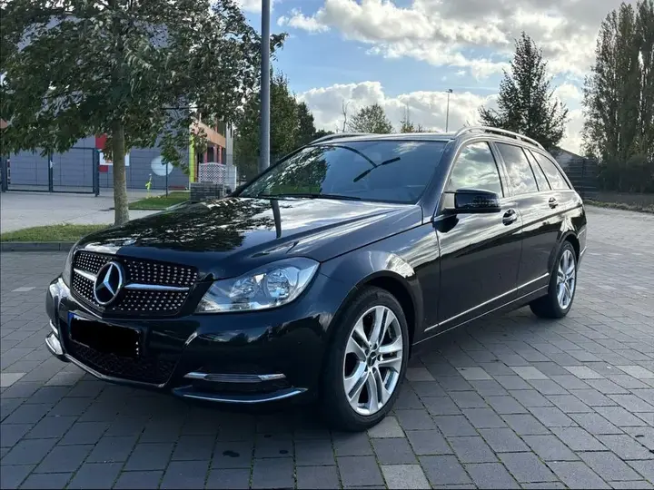 Mercedes-Benz C180