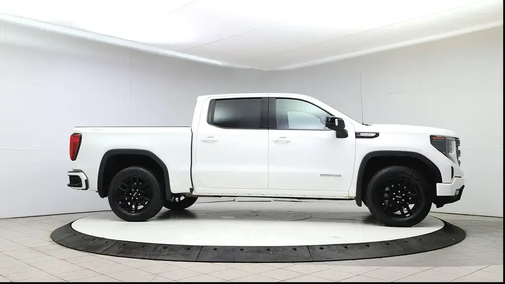 GMC Sierra 1500 2025 photo 2