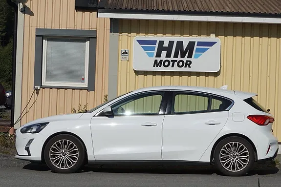 Ford Focus 2019 photo 2