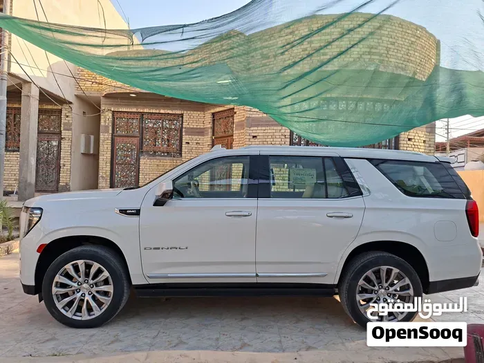 GMC Yukon Denali 2023 photo 4