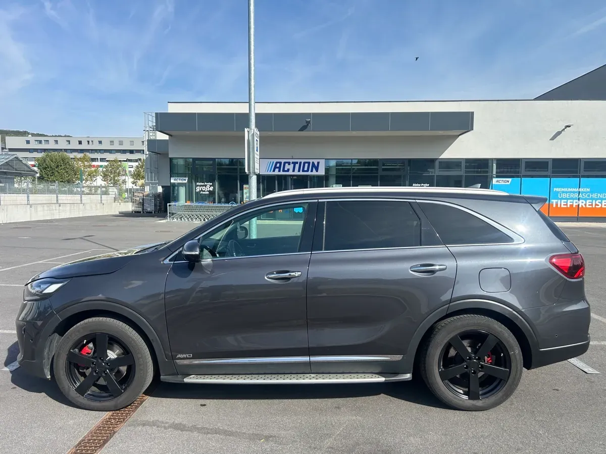Kia Sorento 2019 photo 2