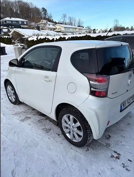Toyota Iq 2010 photo 3