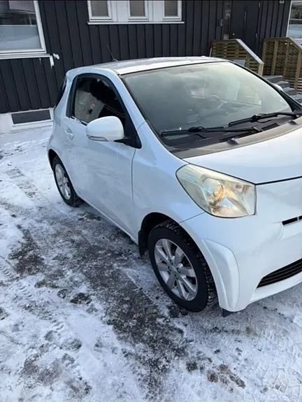 Toyota Iq 2010 photo 2