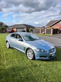 Jaguar Xf 2014 photo 5
