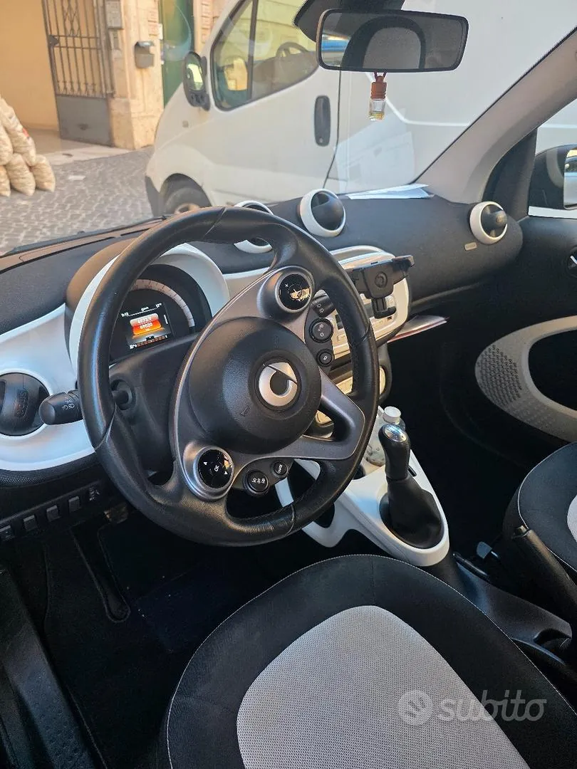 Smart Fortwo 2015 photo 3