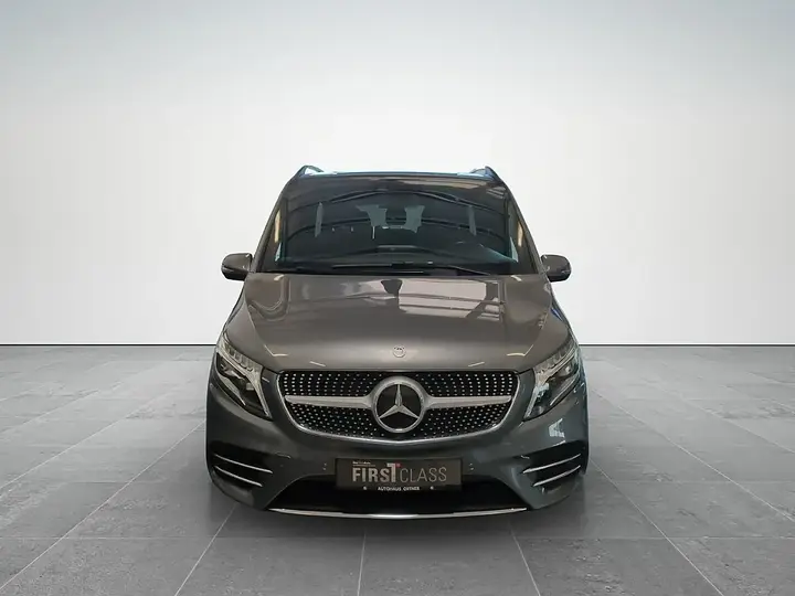 Mercedes-Benz V-Class 2020 photo 2