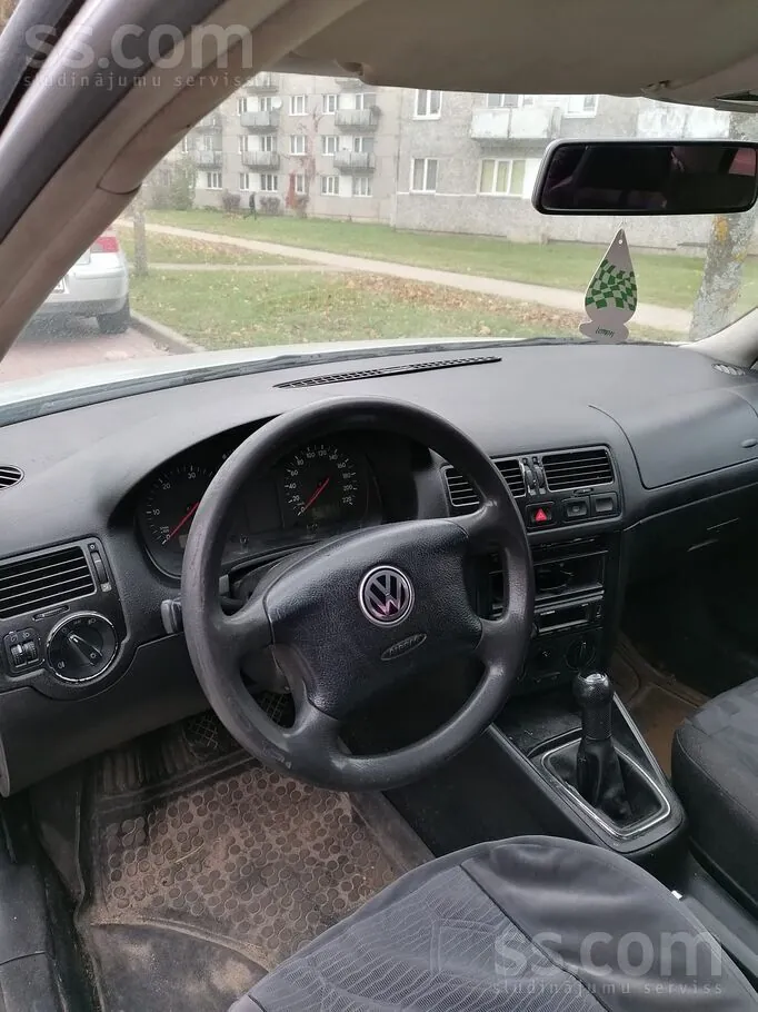 Volkswagen Bora 1998 photo 5