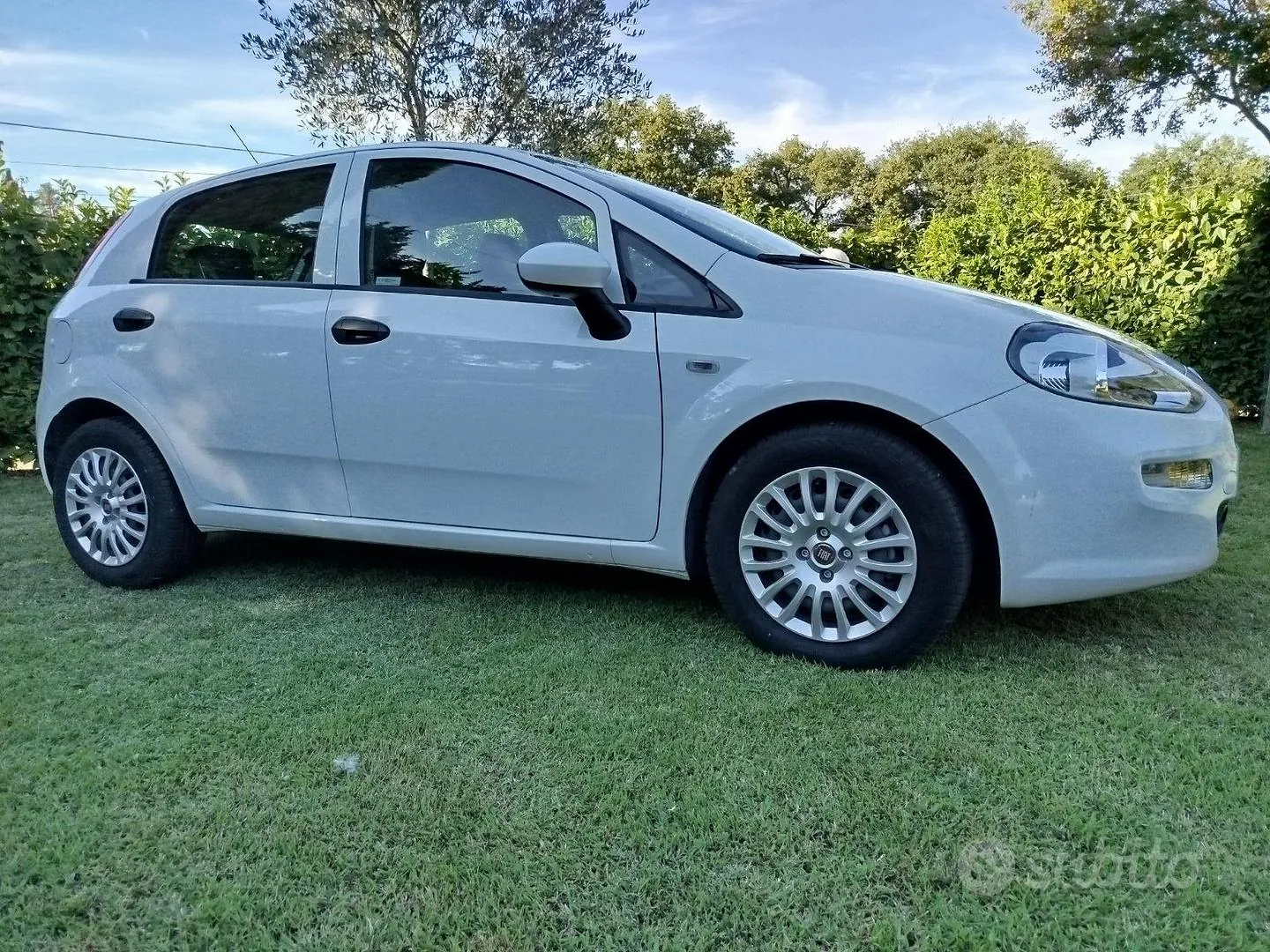 Fiat Punto 2016 photo 3