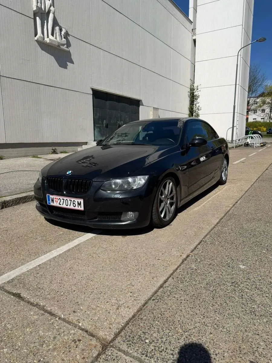 BMW 3 Series 2009 photo 3