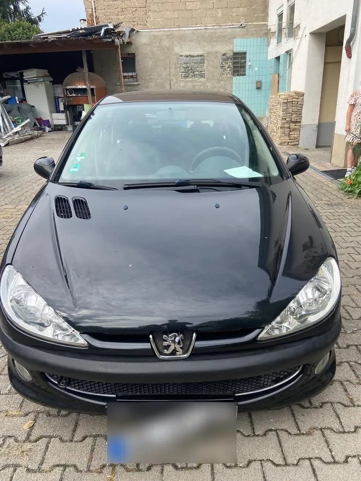Peugeot 206