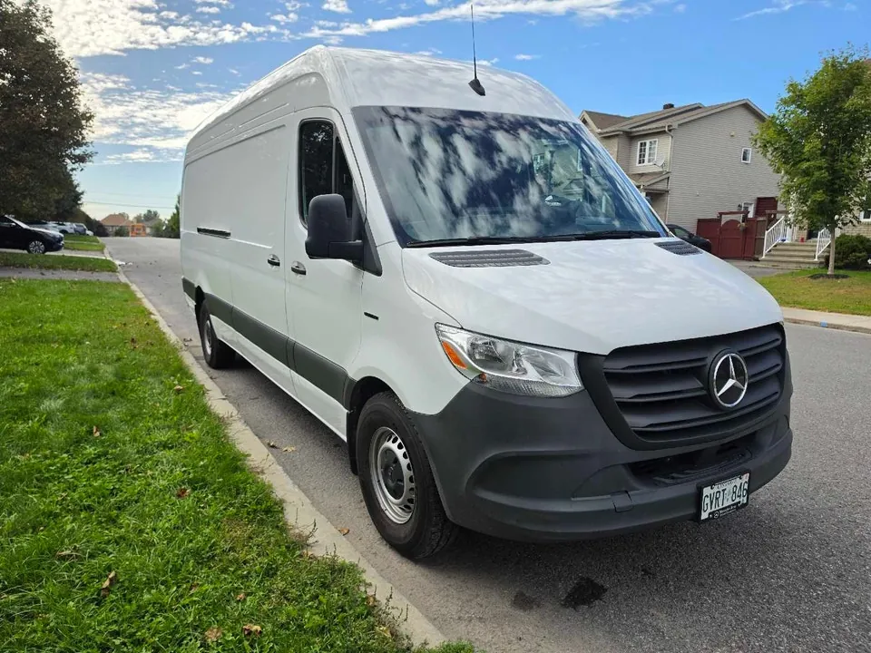 Mercedes-Benz Esprinter 2024 photo 2