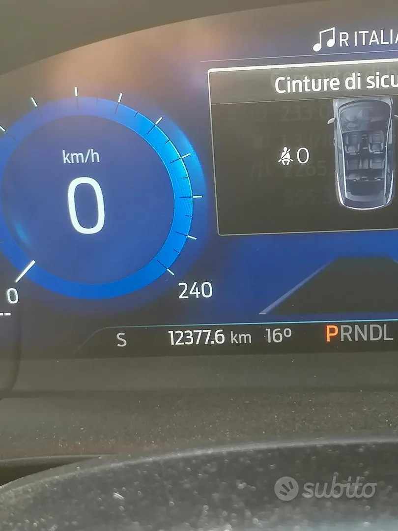 Ford Kuga 2023 photo 2