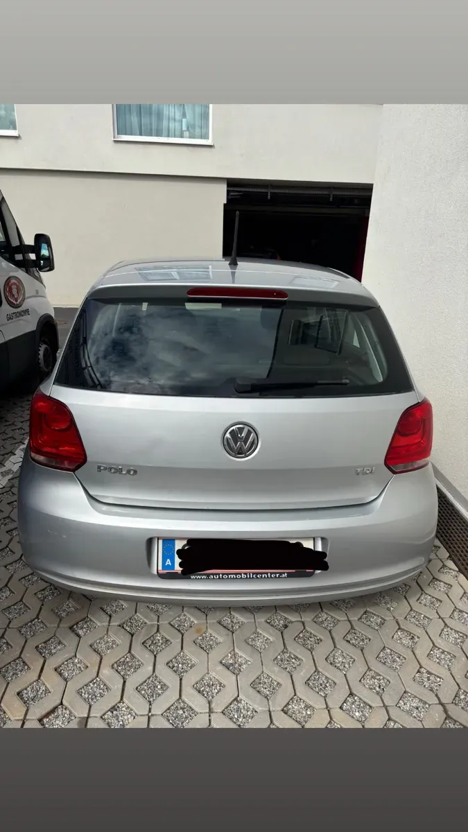 Volkswagen Polo 2009 photo 2