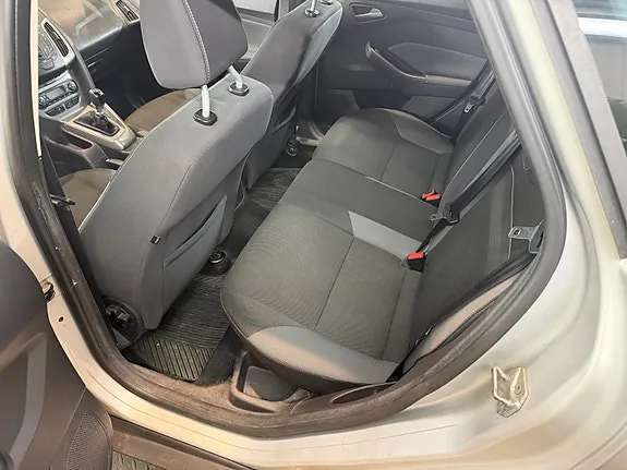 Ford Focus 2011 photo 5