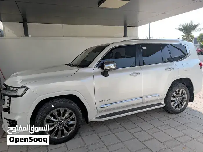 Toyota Land Cruiser 2024 photo 2