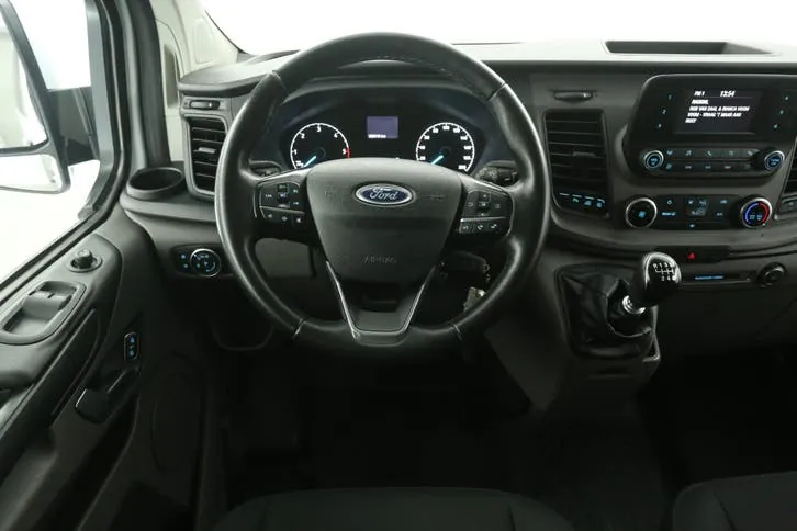 Ford Transit Custom 2020 photo 2