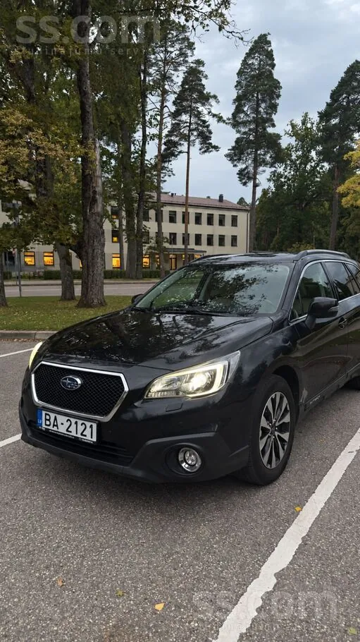 Subaru Outback 2018 photo 2
