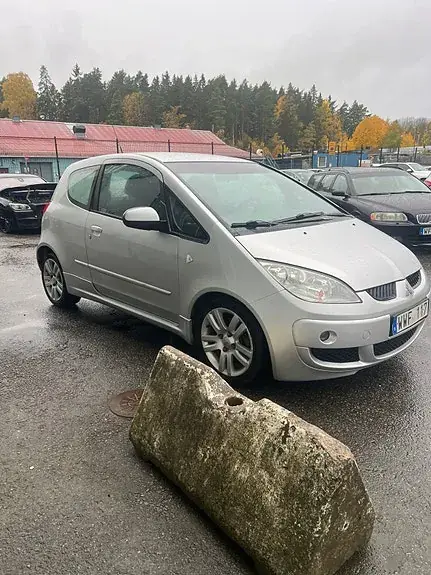 Mitsubishi Colt 2006 photo 5