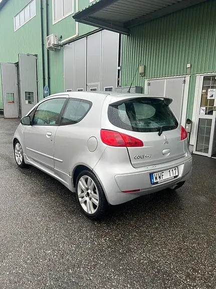 Mitsubishi Colt 2006 photo 4