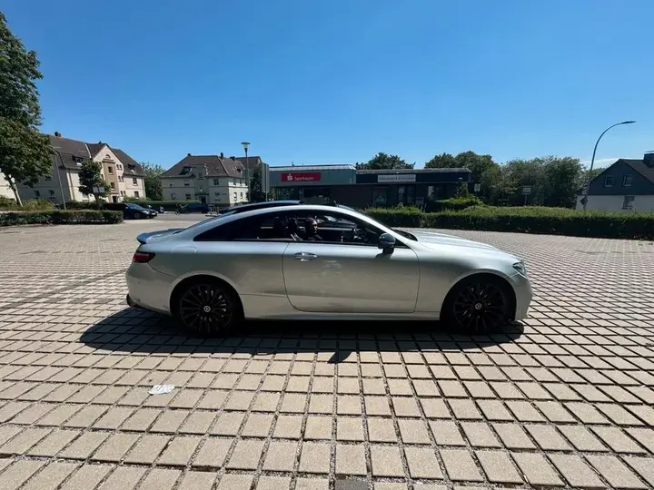 Mercedes-Benz E400 Coupé