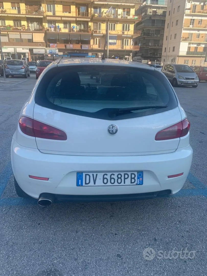 Alfa Romeo 147 2008 photo 5