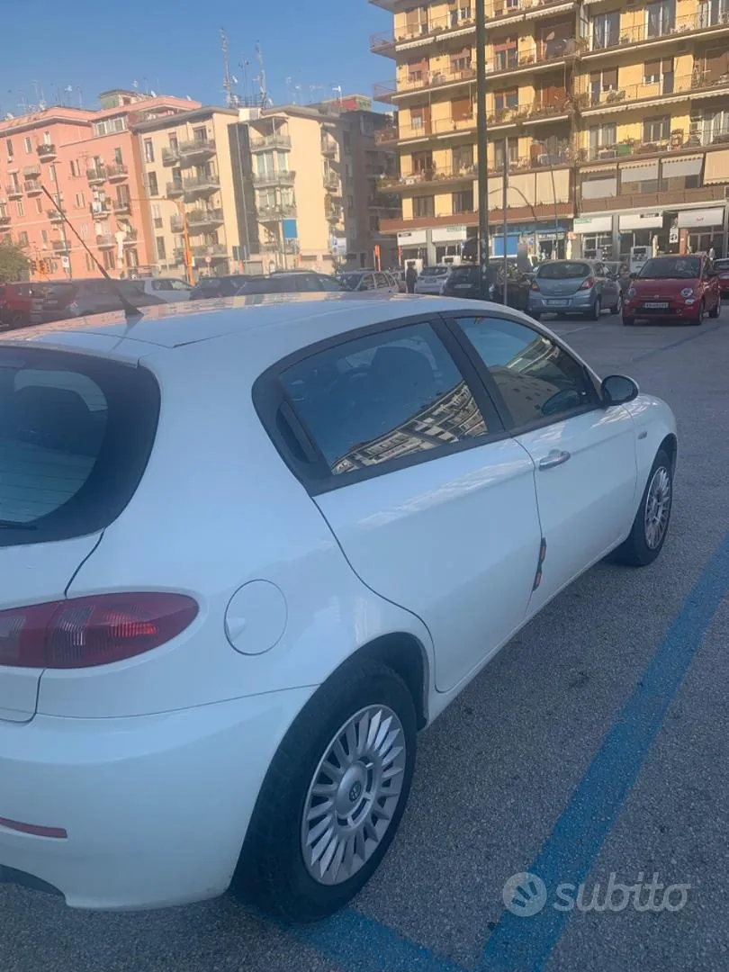 Alfa Romeo 147 2008 photo 3