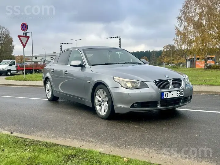 BMW 530