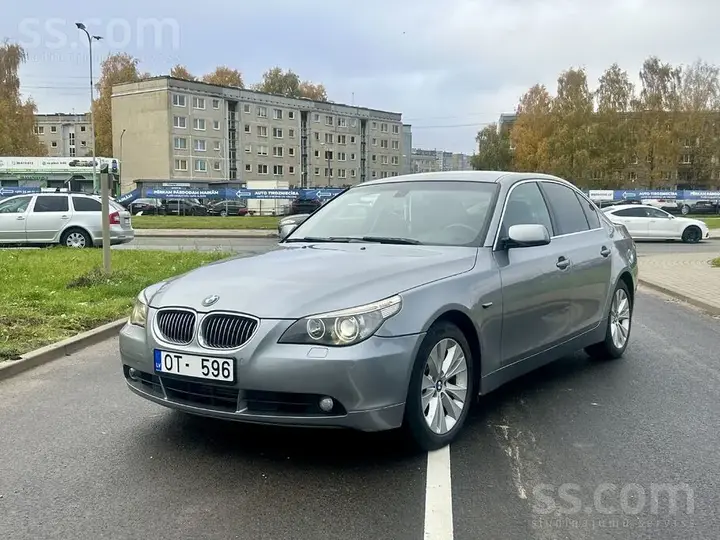 BMW 530 2006 photo 2