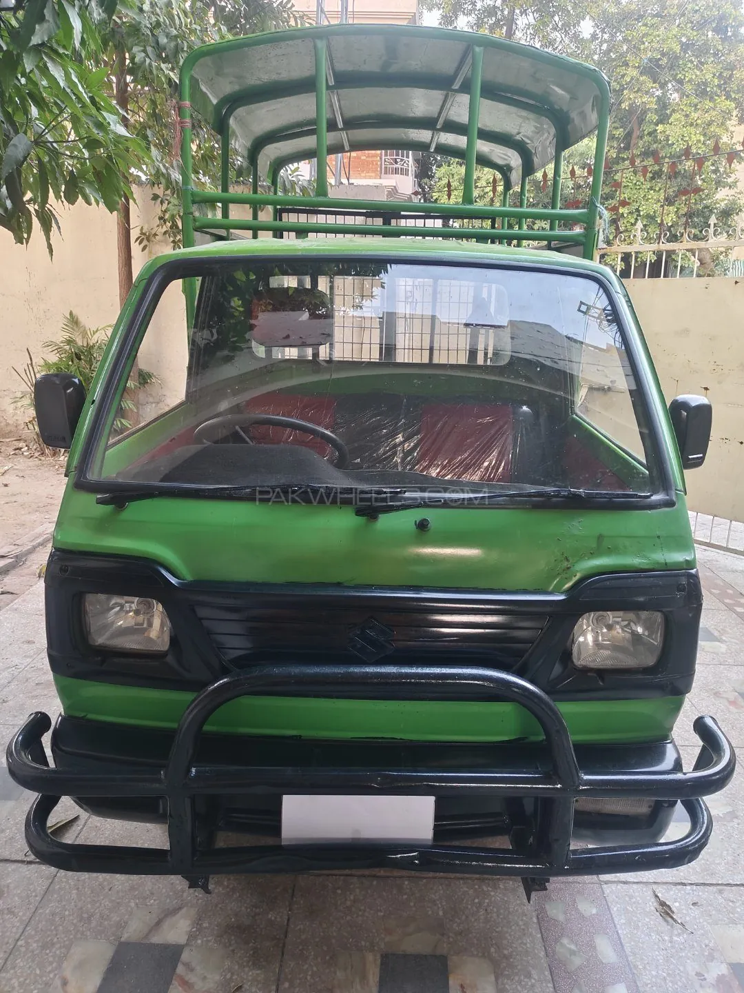 Suzuki Ravi