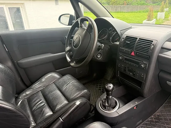 Audi A2 2004 photo 2