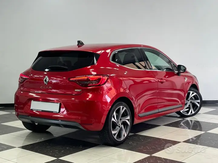 Renault Clio 2021 photo 2