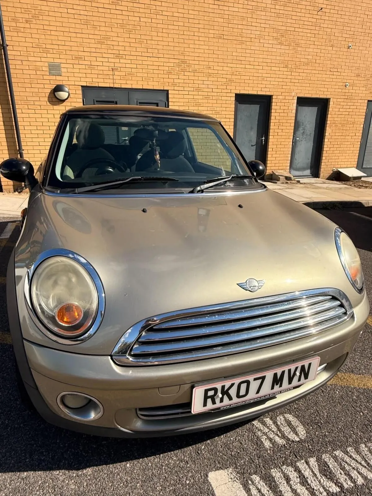 Mini Hatch 2007 photo 2
