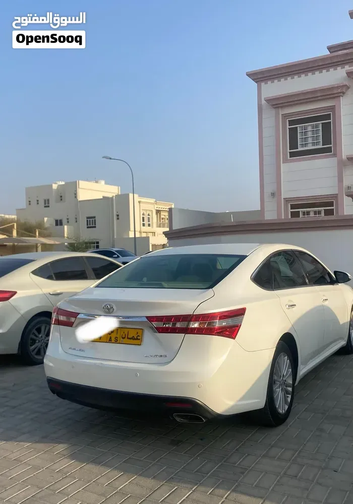 Toyota Avalon 2014 photo 2