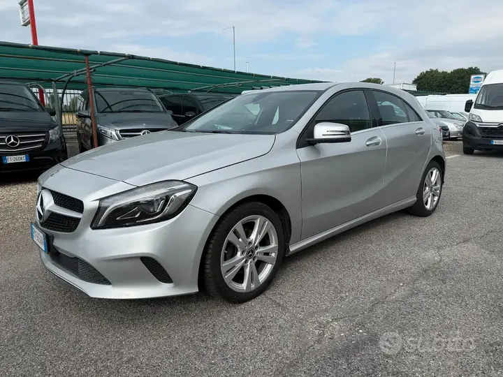 Mercedes-Benz A 180