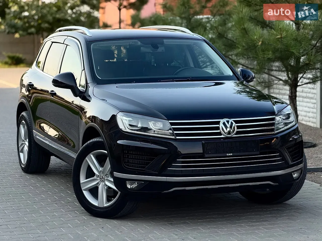 Volkswagen Touareg 2015 photo 2