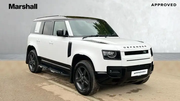 Land Rover Defender 110