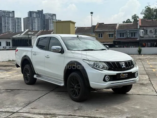 Mitsubishi Triton