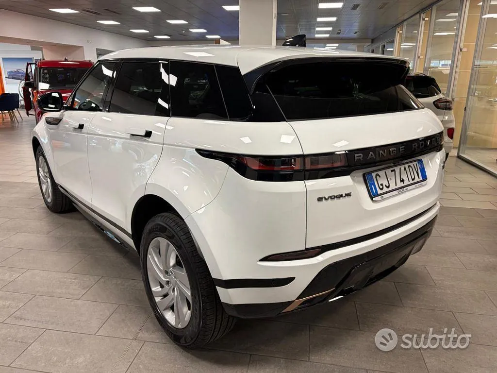Land Rover Range Rover Evoque 2022 photo 5