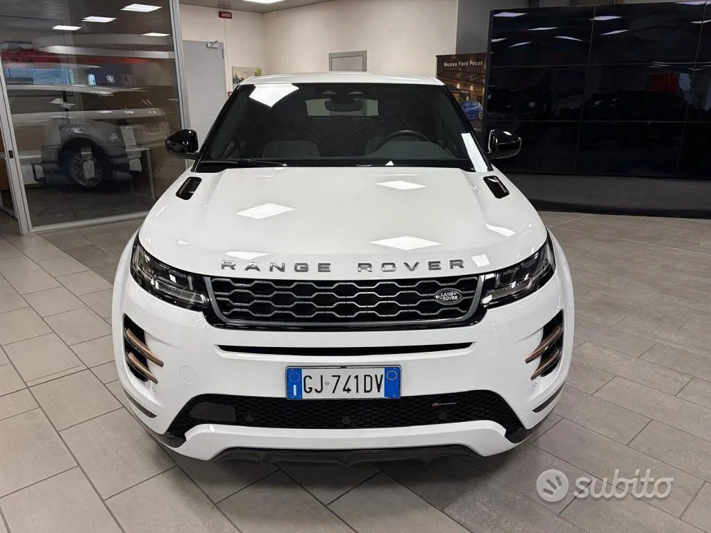 Land Rover Range Rover Evoque 2022 photo 2
