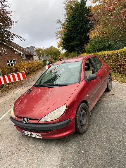 Peugeot 206 2005 photo 2