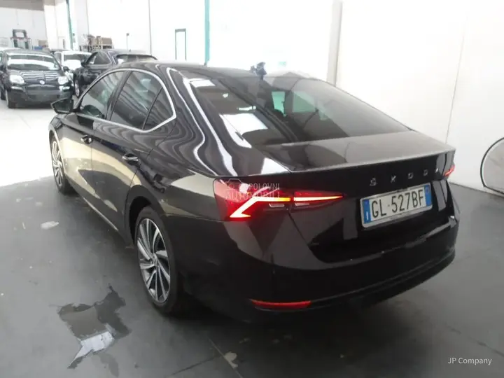 Skoda Octavia 2022 photo 3