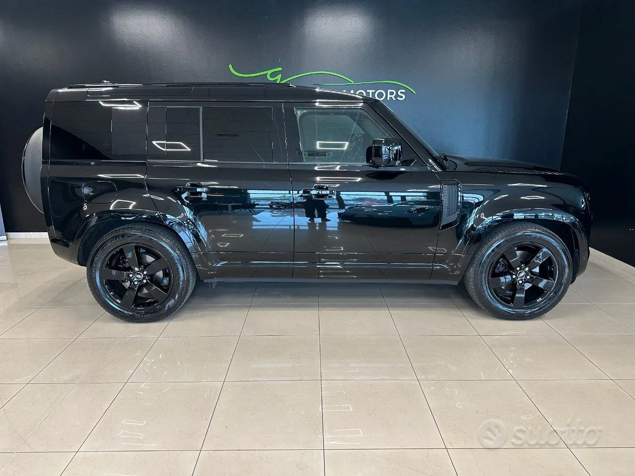 Land Rover Defender 2025 photo 5
