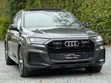Audi Q7 2021 photo 2