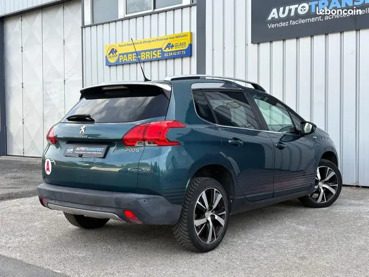 Peugeot 2008 2016 photo 2