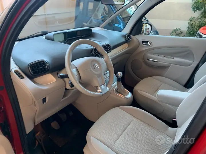 Citroen C3 Picasso 2011 photo 4