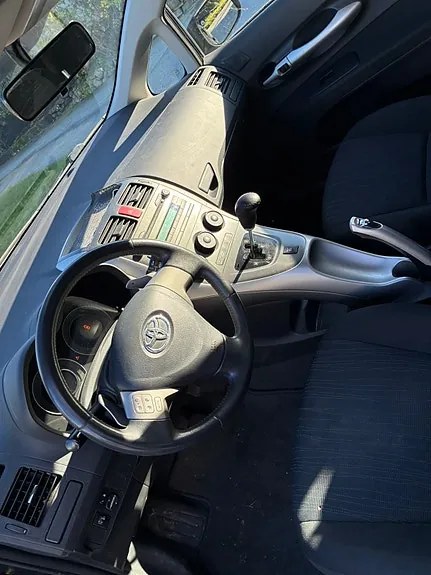 Toyota Auris 2009 photo 4