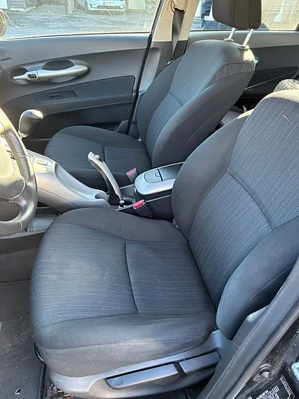 Toyota Auris 2009 photo 5