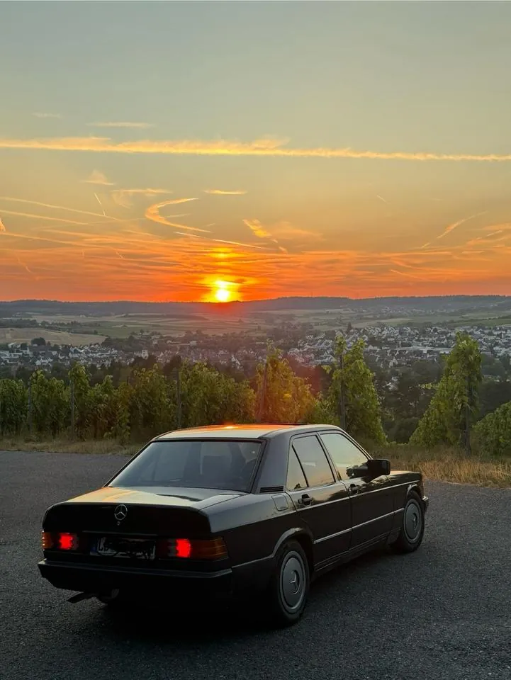 Mercedes-Benz 190